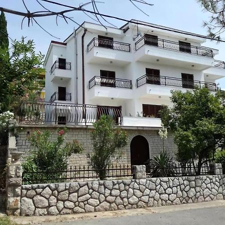 Sobe Za Odmor Jadran Hotel Dramalj Exterior photo