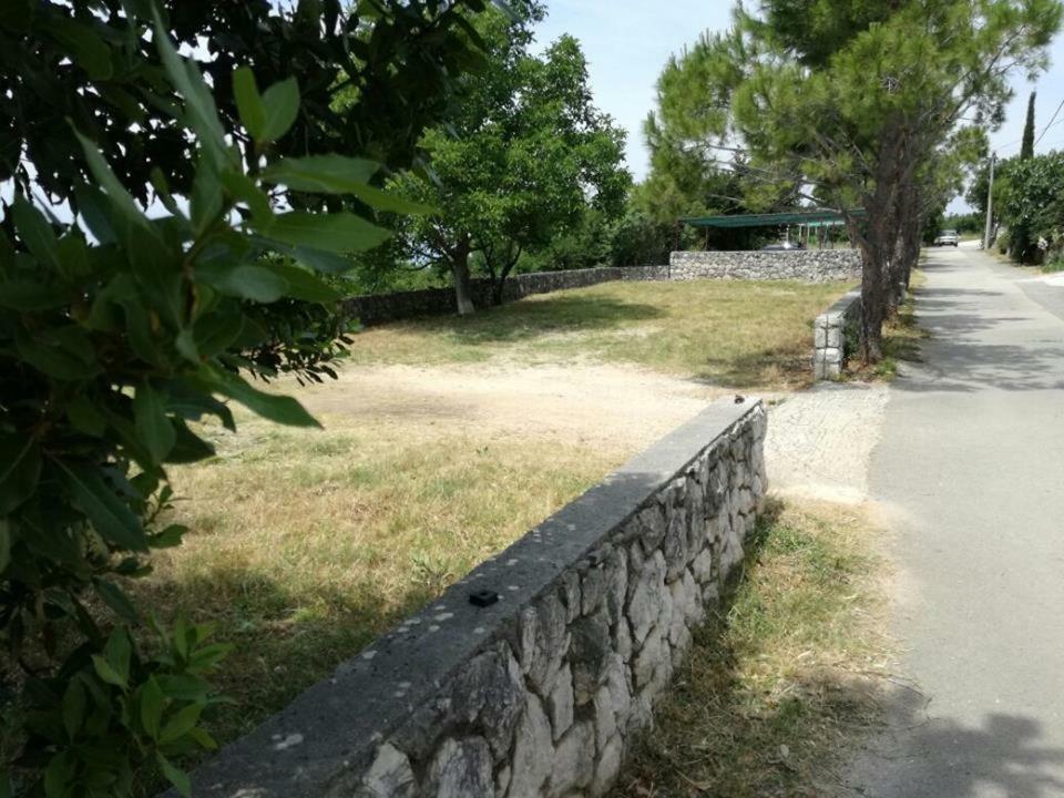 Sobe Za Odmor Jadran Hotel Dramalj Exterior photo