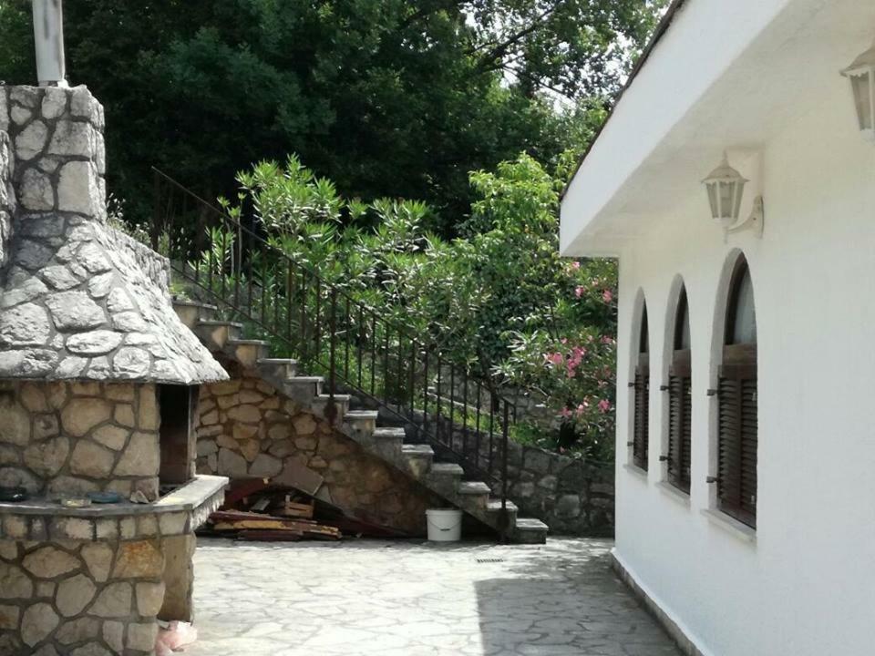 Sobe Za Odmor Jadran Hotel Dramalj Exterior photo
